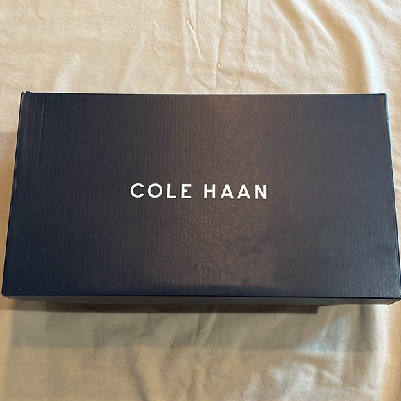 Cole Haan Original Grand Venetian. Magnet (Gray) with Ivory Sole. Size 13. - Picture 16 of 16